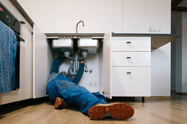 Professional Emergency Plumber technician working in Morgan, UT